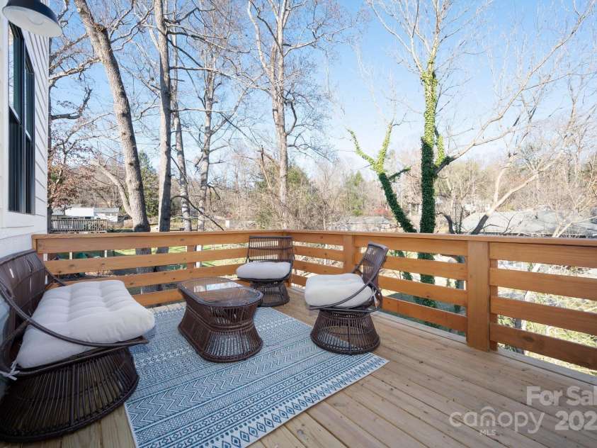 88 Pershing Road, Asheville, NC 28805.  MLS# CAR4204009, YatesRealty ID 24896. Perfect Spot to Gather