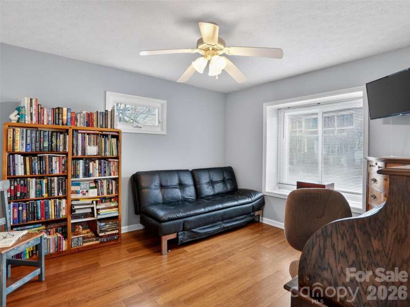 17 Driver Court, Hendersonville, NC 28739.  MLS# CAR4346036, YatesRealty ID 24897. 