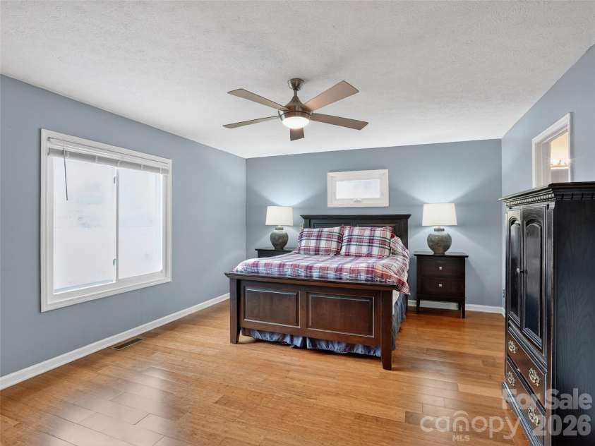 17 Driver Court, Hendersonville, NC 28739.  MLS# CAR4346036, YatesRealty ID 24897. 