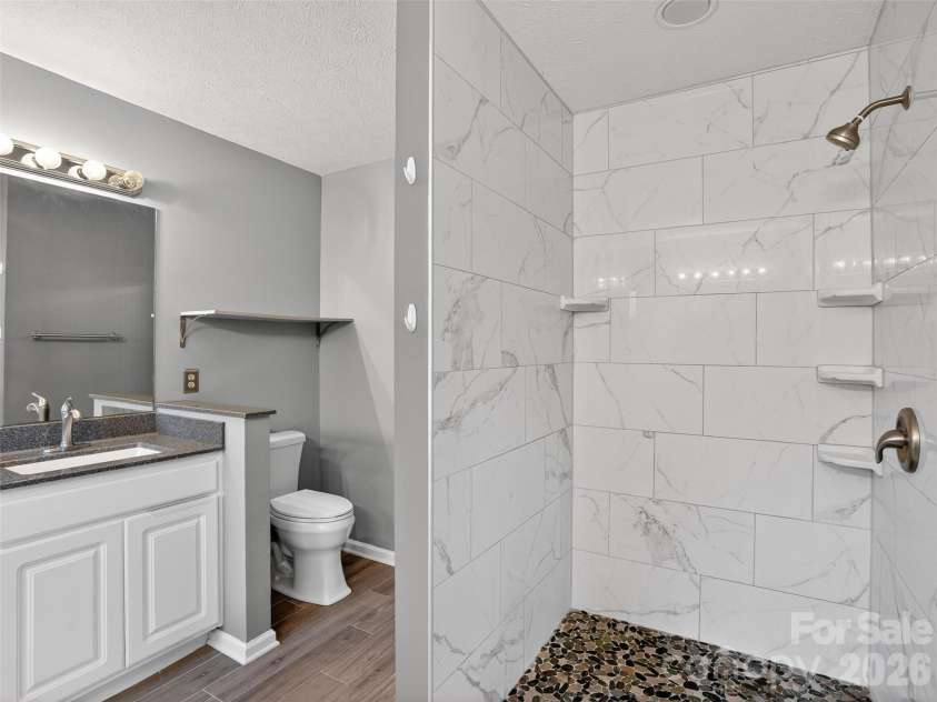 17 Driver Court, Hendersonville, NC 28739.  MLS# CAR4346036, YatesRealty ID 24897. 