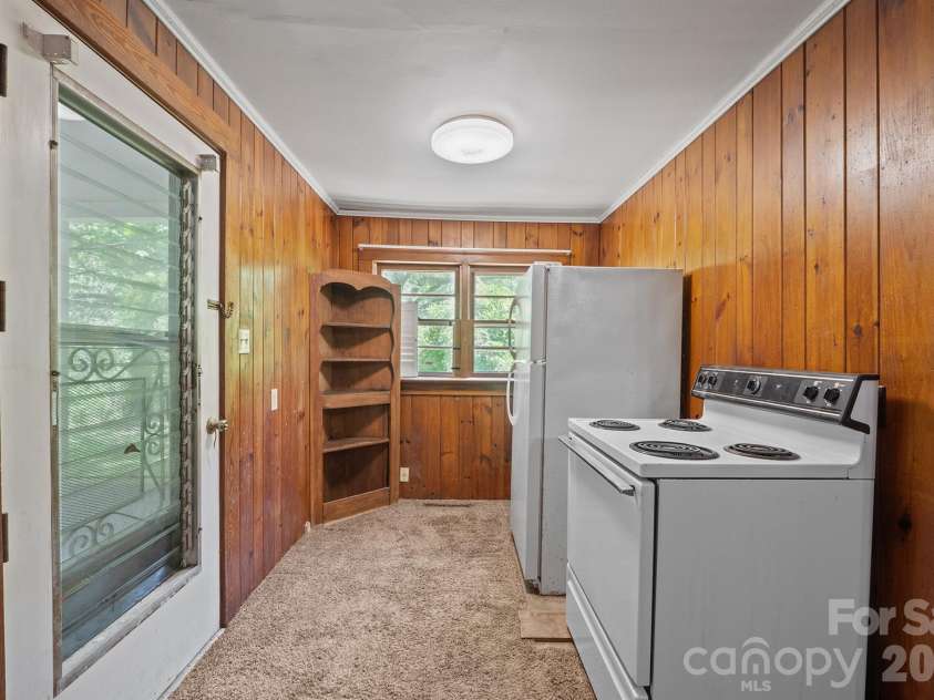 1517 NC 10 Highway, Newton, NC 28658.  MLS# CAR4376463, YatesRealty ID 24898. 