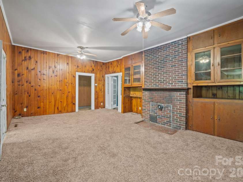 1517 NC 10 Highway, Newton, NC 28658.  MLS# CAR4376463, YatesRealty ID 24898. 