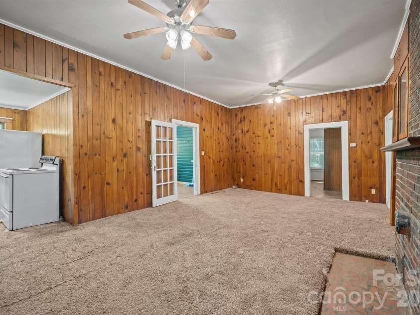 1517 NC 10 Highway, Newton, NC 28658.  MLS# CAR4376463, YatesRealty ID 24898. 