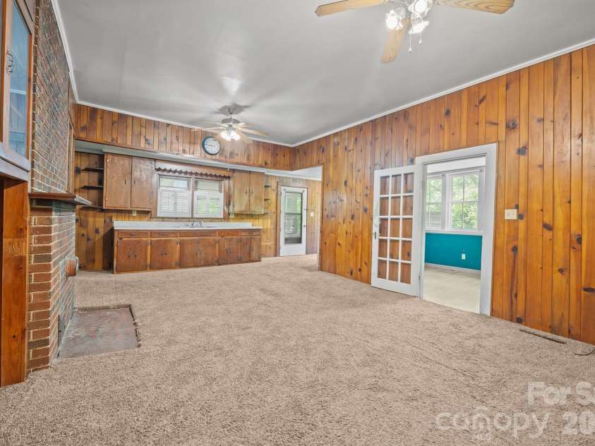 1517 NC 10 Highway, Newton, NC 28658.  MLS# CAR4376463, YatesRealty ID 24898. 
