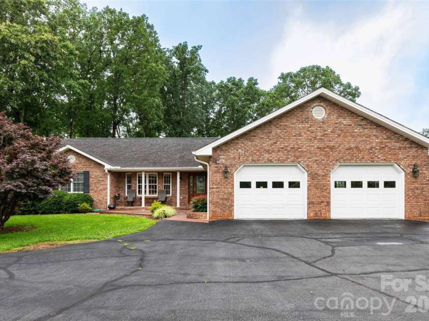 45 Presbyterian Church Road, Mills River, NC 28759.  MLS# CAR4379732, YatesRealty ID 24899. 