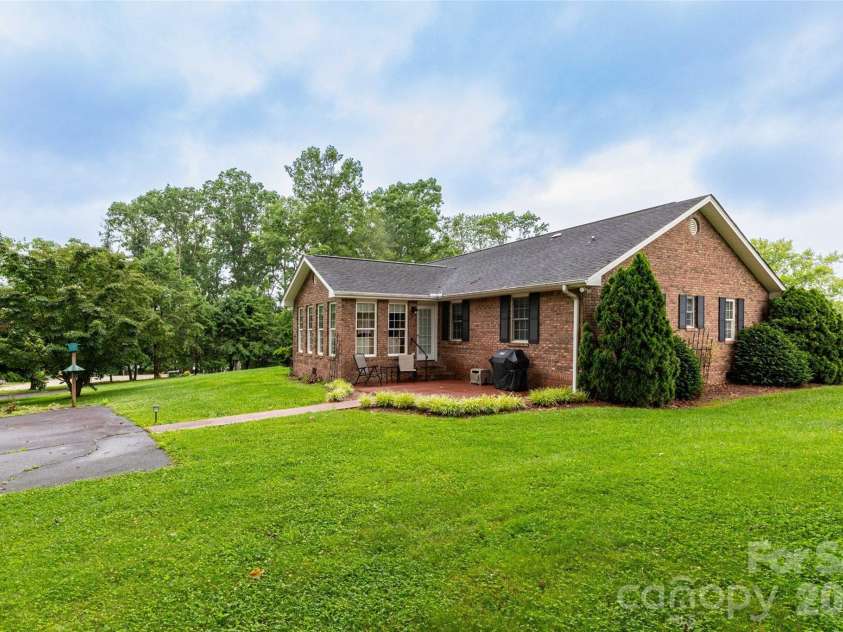 45 Presbyterian Church Road, Mills River, NC 28759.  MLS# CAR4379732, YatesRealty ID 24899. 