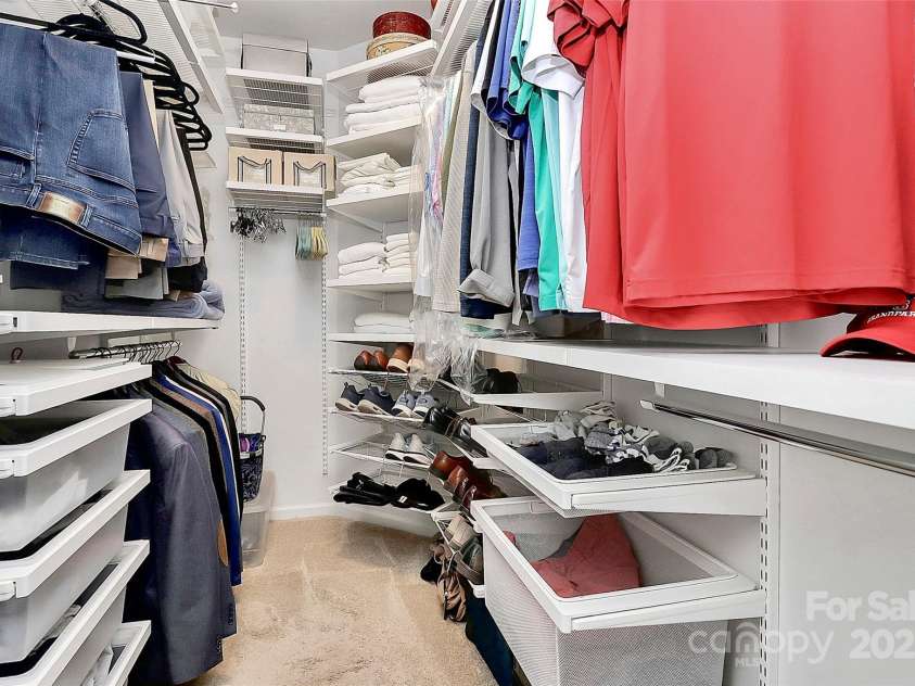 9119 Gander Drive, Charlotte, NC 28277.  MLS# CAR4222064, YatesRealty ID 24899. Custom Primary Closet