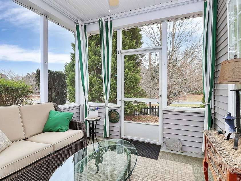 9119 Gander Drive, Charlotte, NC 28277.  MLS# CAR4222064, YatesRealty ID 24899. Enclosed Porch