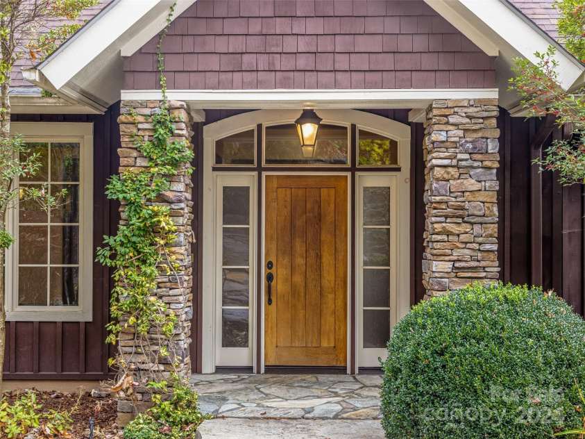 409 Elk Mountain Trail, Brevard, NC 28712.  MLS# CAR4196213, YatesRealty ID 249. Come in!