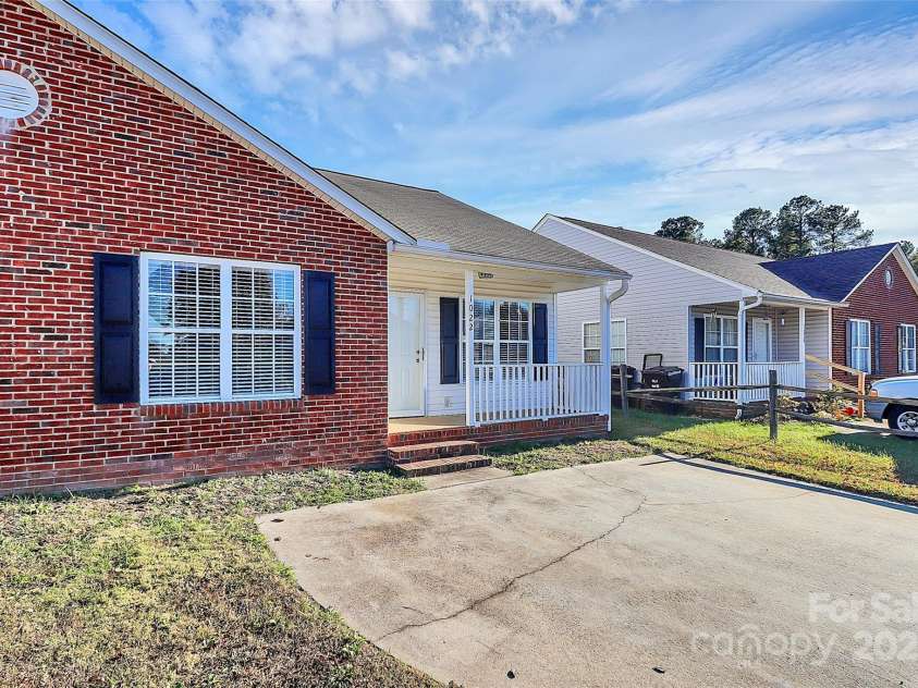 1022 Cherry Meadow Lane, Rock Hill, SC 29732.  MLS# CAR4321936, YatesRealty ID 2490. 
