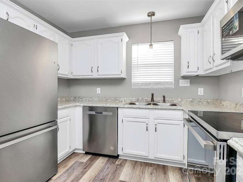 1022 Cherry Meadow Lane, Rock Hill, SC 29732.  MLS# CAR4321936, YatesRealty ID 2490. 