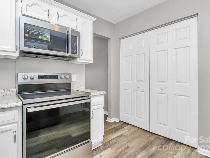 1022 Cherry Meadow Lane, Rock Hill, SC 29732.  MLS# CAR4321936, YatesRealty ID 2490. 