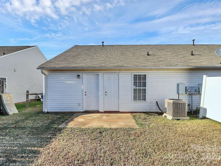 1022 Cherry Meadow Lane, Rock Hill, SC 29732.  MLS# CAR4321936, YatesRealty ID 2490. 