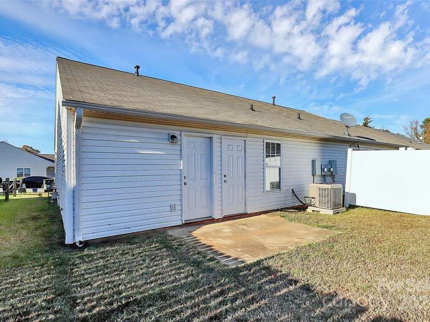 1022 Cherry Meadow Lane, Rock Hill, SC 29732.  MLS# CAR4321936, YatesRealty ID 2490. 