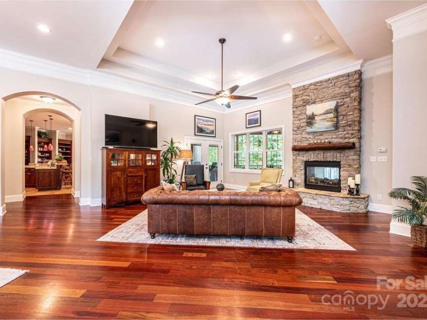 150 Edgewater Court, Granite Falls, NC 28630.  MLS# CAR4261405, YatesRealty ID 24900. 