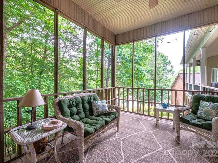 150 Edgewater Court, Granite Falls, NC 28630.  MLS# CAR4261405, YatesRealty ID 24900. 