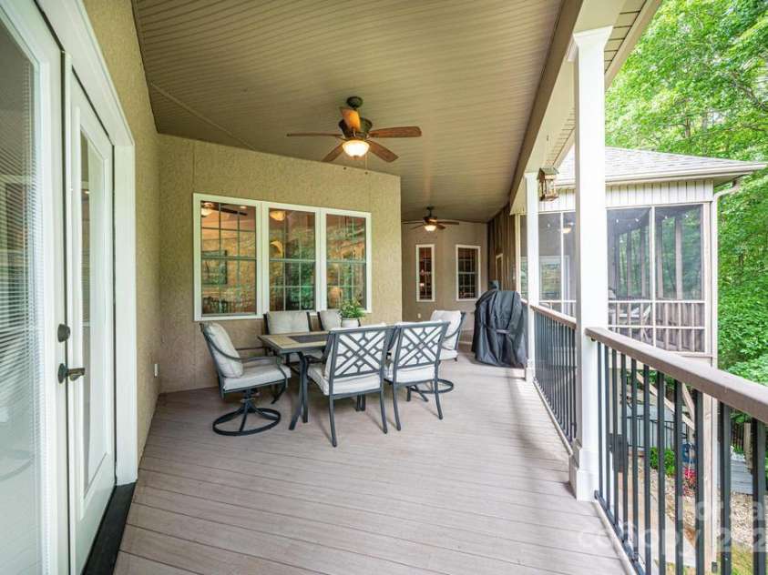 150 Edgewater Court, Granite Falls, NC 28630.  MLS# CAR4261405, YatesRealty ID 24900. 