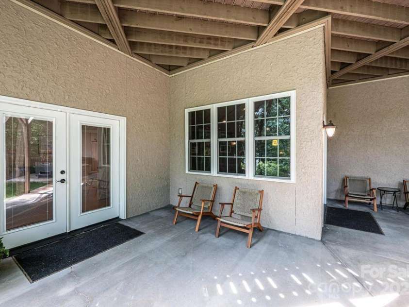 150 Edgewater Court, Granite Falls, NC 28630.  MLS# CAR4261405, YatesRealty ID 24900. 