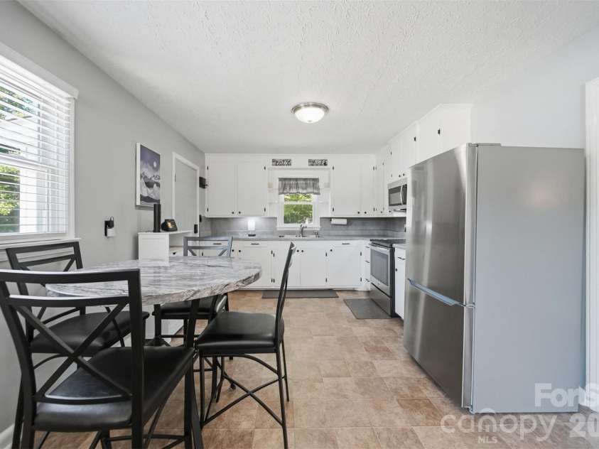 708 2nd Street, Shelby, NC 28150.  MLS# CAR4381049, YatesRealty ID 24900. 