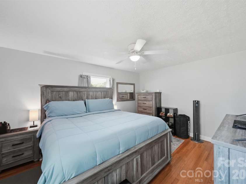 708 2nd Street, Shelby, NC 28150.  MLS# CAR4381049, YatesRealty ID 24900. 