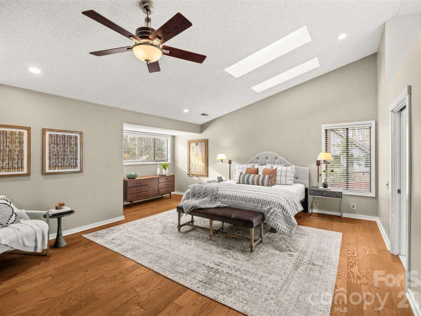 9562 Hunting Court, Matthews, NC 28105.  MLS# CAR4342308, YatesRealty ID 24903. 