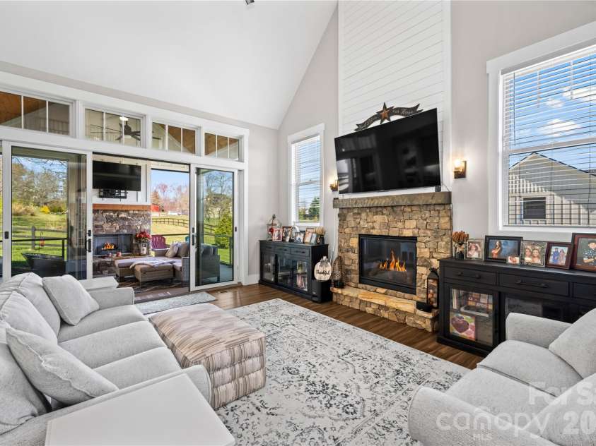 122 Wintercress Drive, Mills River, NC 28759.  MLS# CAR4361949, YatesRealty ID 24904. 