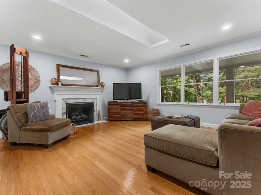 251 Sherwood Lane, Hendersonville, NC 28791.  MLS# CAR4266168, YatesRealty ID 24904. Living Room looking towards the front of the home