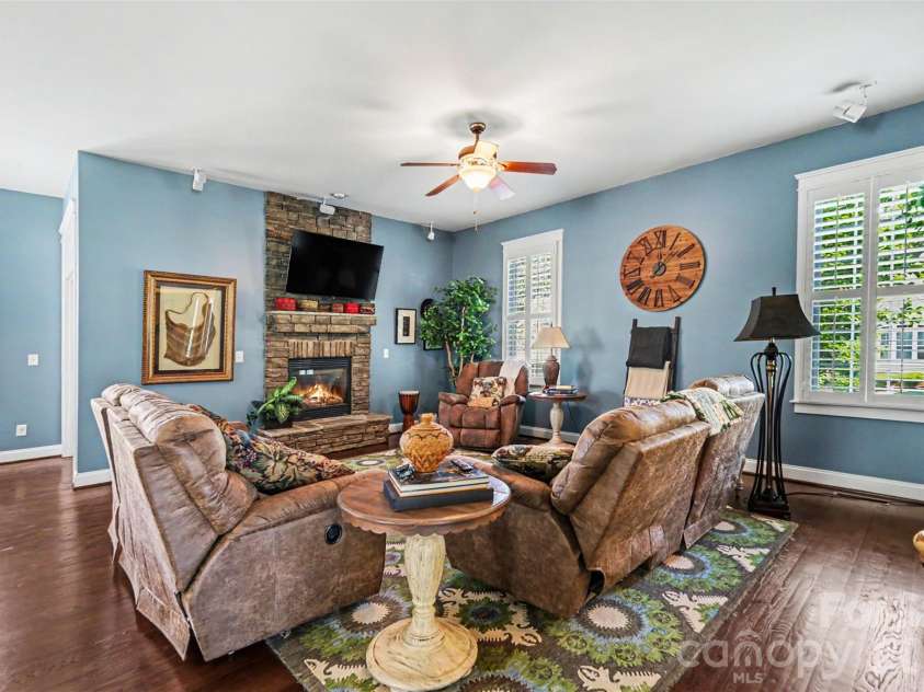 515 Academy Street, McAdenville, NC 28101.  MLS# CAR4382913, YatesRealty ID 24906. 