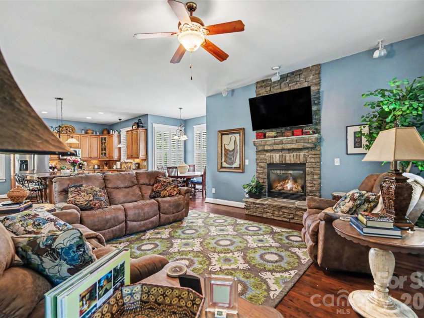 515 Academy Street, McAdenville, NC 28101.  MLS# CAR4382913, YatesRealty ID 24906. 