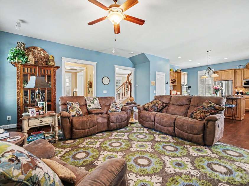 515 Academy Street, McAdenville, NC 28101.  MLS# CAR4382913, YatesRealty ID 24906. 