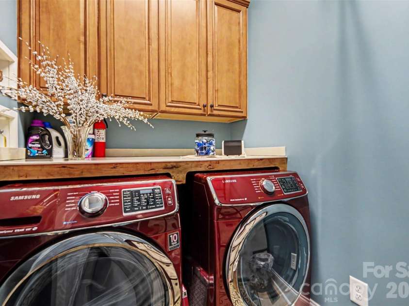 515 Academy Street, McAdenville, NC 28101.  MLS# CAR4382913, YatesRealty ID 24906. 