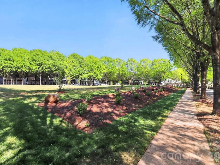 12825 Windy Lea Lane, Huntersville, NC 28078.  MLS# CAR4370733, YatesRealty ID 24909. Community park