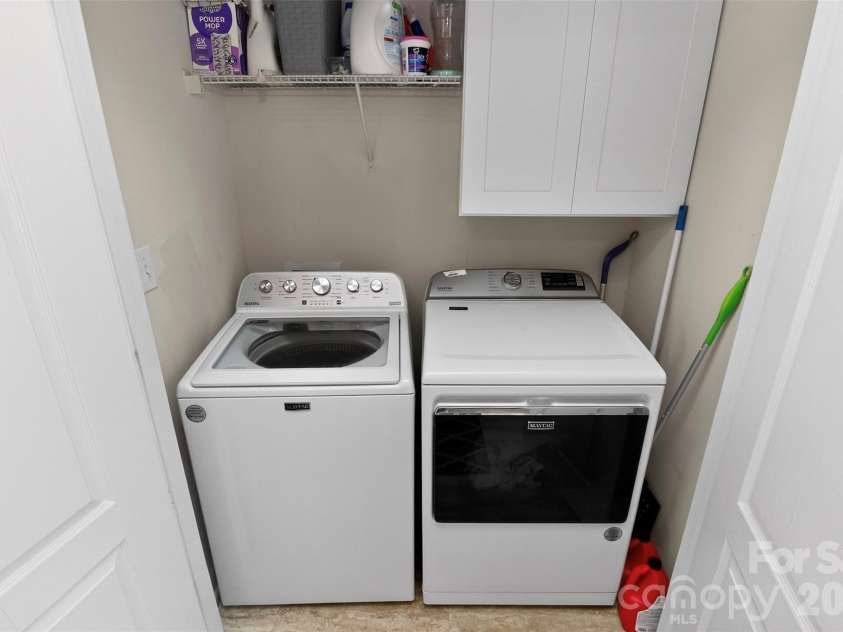 12825 Windy Lea Lane, Huntersville, NC 28078.  MLS# CAR4370733, YatesRealty ID 24909. Laundry