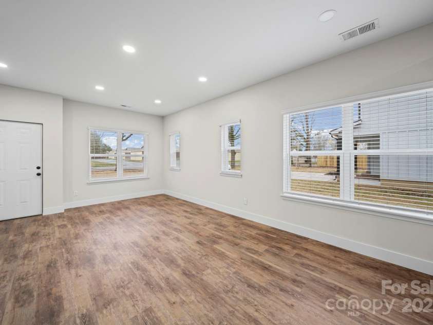 1605 Williams Road, Monroe, NC 28110.  MLS# CAR4321294, YatesRealty ID 2491. Living Area