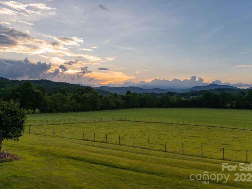 280 Walnut Hollow Road, Brevard, NC 28712.  MLS# CAR4235278, YatesRealty ID 2491. Breathtaking views of the Blue Ridge Mountains