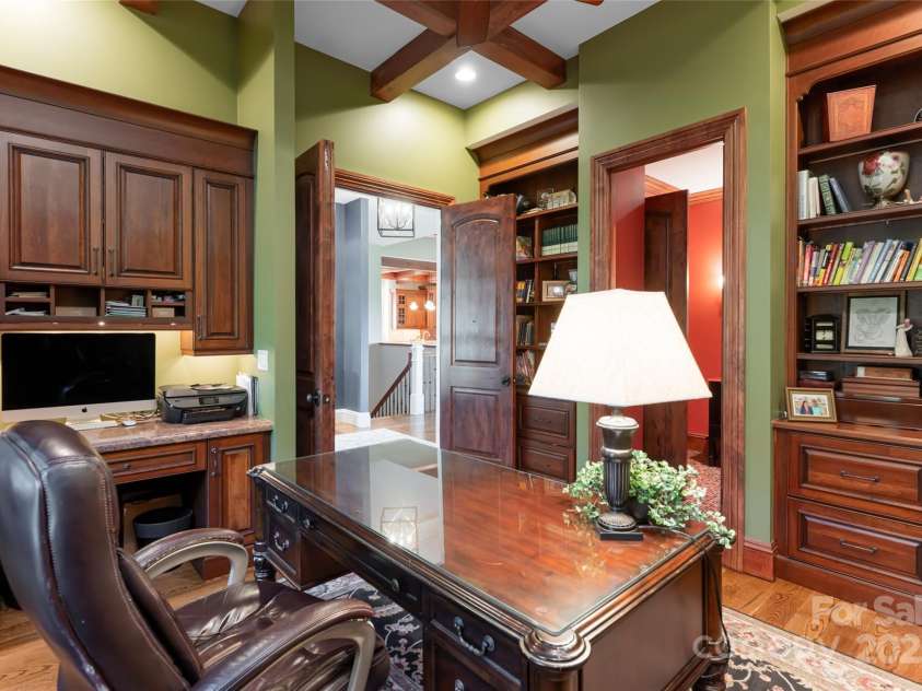 280 Walnut Hollow Road, Brevard, NC 28712.  MLS# CAR4235278, YatesRealty ID 2491. Executive office on the main level