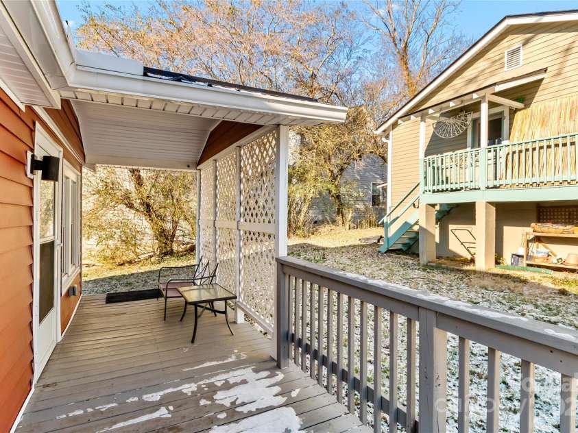 60 Shiloh Road, Asheville, NC 28803.  MLS# CAR4215856, YatesRealty ID 2491. 