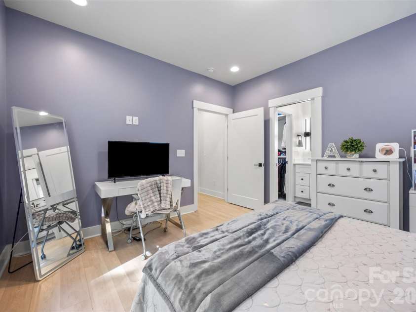 151 Greenbay Road, Mooresville, NC 28117.  MLS# CAR4384477, YatesRealty ID 24910. 