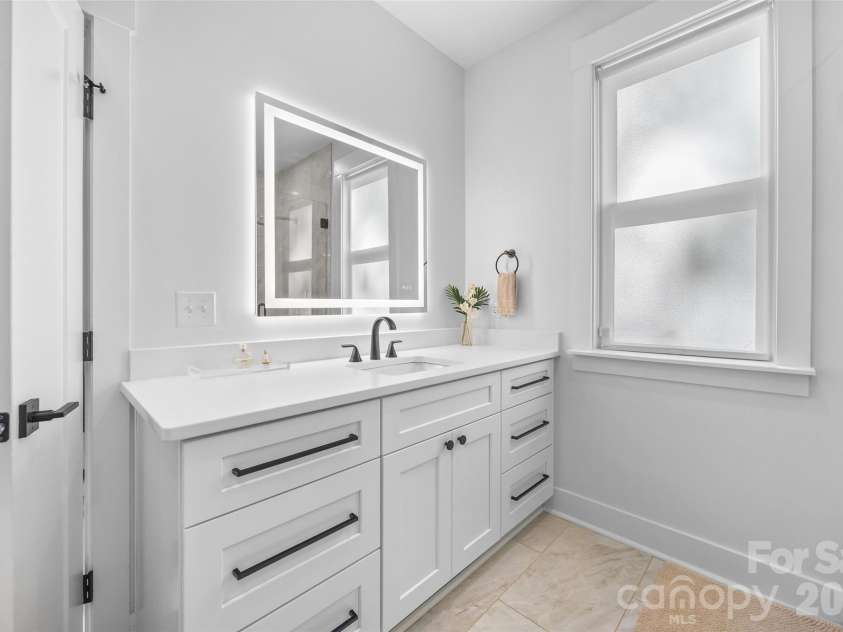 151 Greenbay Road, Mooresville, NC 28117.  MLS# CAR4384477, YatesRealty ID 24910. 