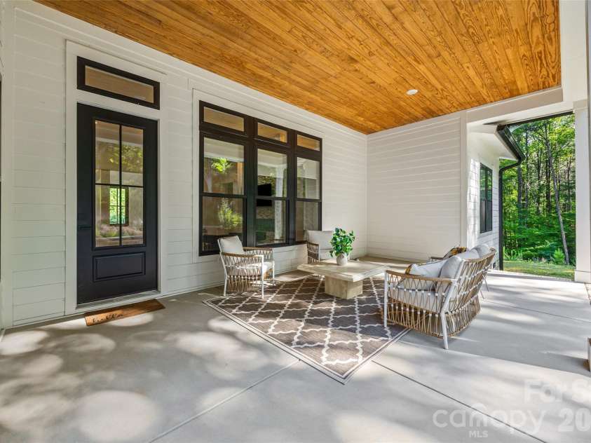 151 Greenbay Road, Mooresville, NC 28117.  MLS# CAR4384477, YatesRealty ID 24910. 