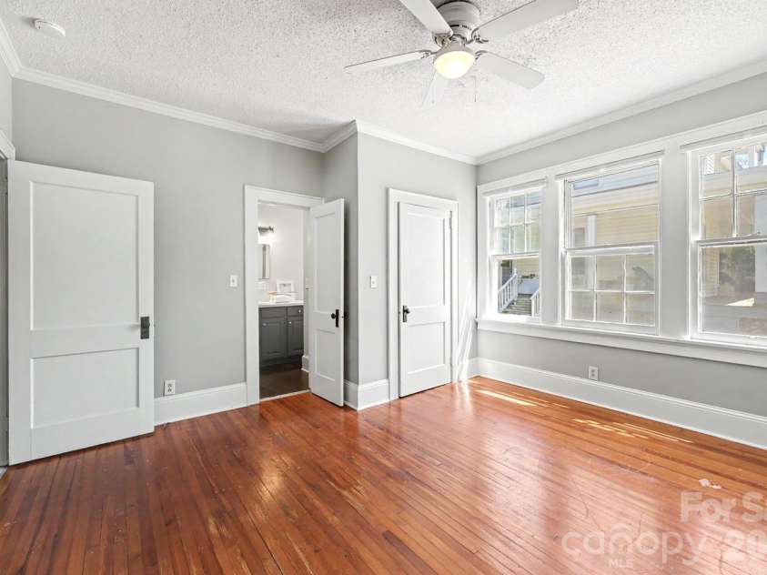503 Broad Street, Statesville, NC 28677.  MLS# CAR4382291, YatesRealty ID 24911. 