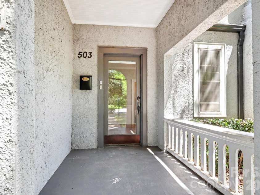 503 Broad Street, Statesville, NC 28677.  MLS# CAR4382291, YatesRealty ID 24911. 