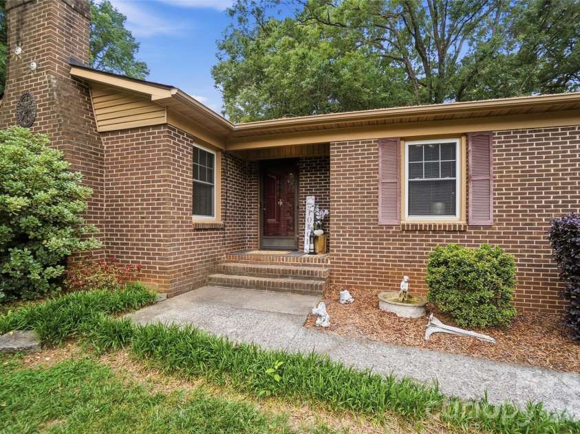 1621 Love Road, Monroe, NC 28110.  MLS# CAR4375506, YatesRealty ID 24912. 