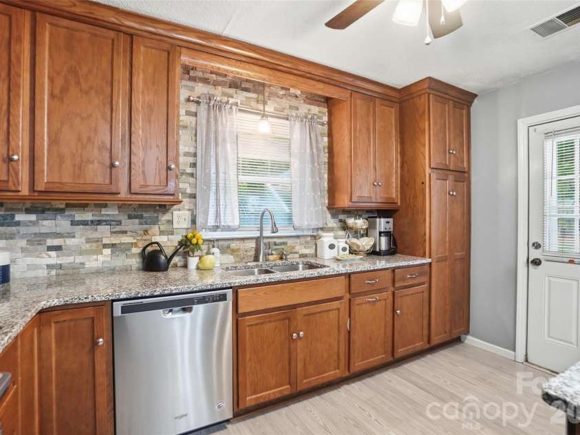 1621 Love Road, Monroe, NC 28110.  MLS# CAR4375506, YatesRealty ID 24912. 