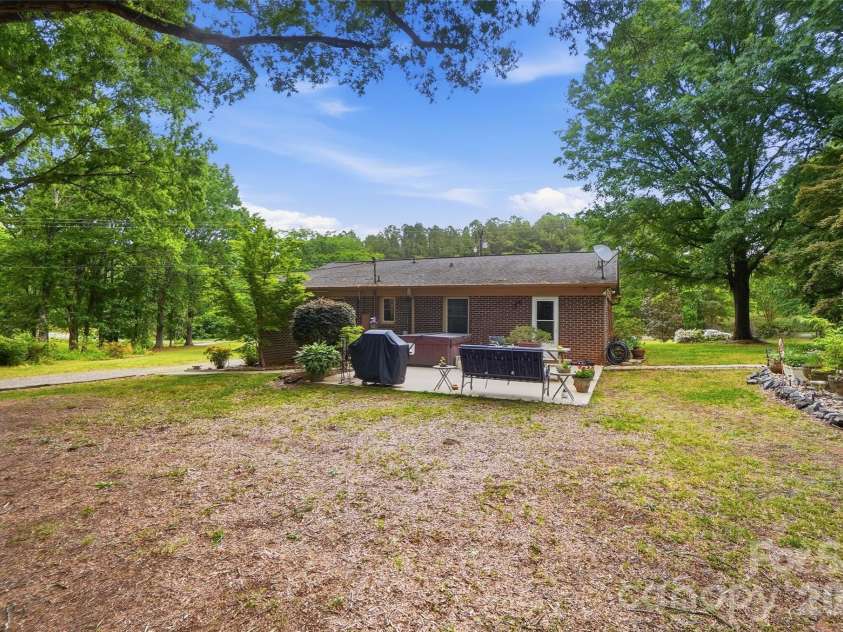 1621 Love Road, Monroe, NC 28110.  MLS# CAR4375506, YatesRealty ID 24912. 