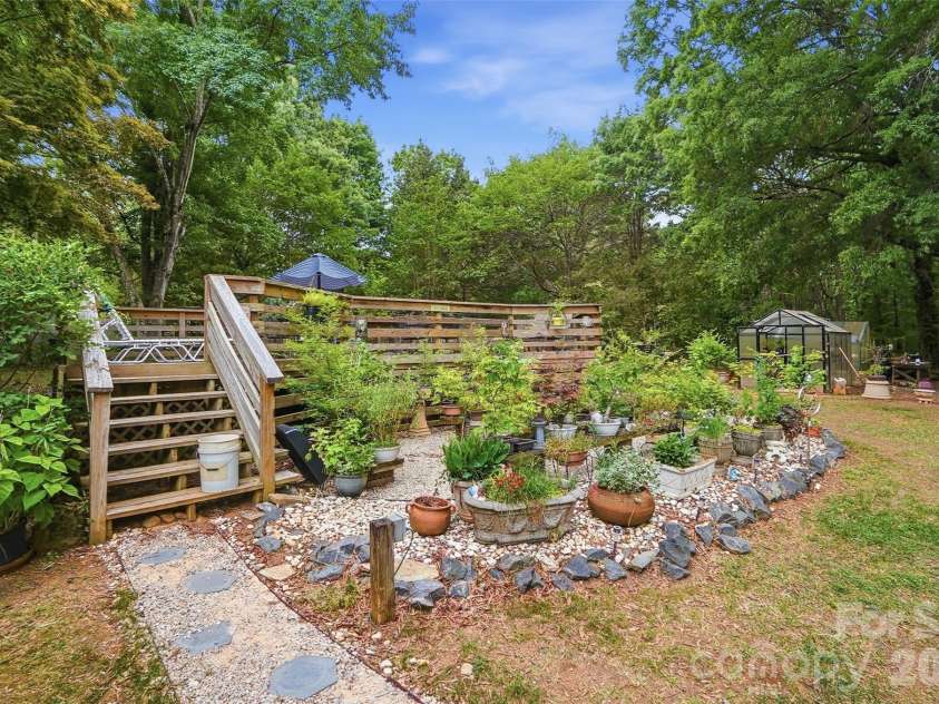 1621 Love Road, Monroe, NC 28110.  MLS# CAR4375506, YatesRealty ID 24912. 
