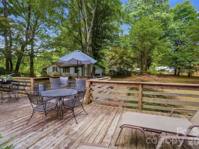 1621 Love Road, Monroe, NC 28110.  MLS# CAR4375506, YatesRealty ID 24912. 