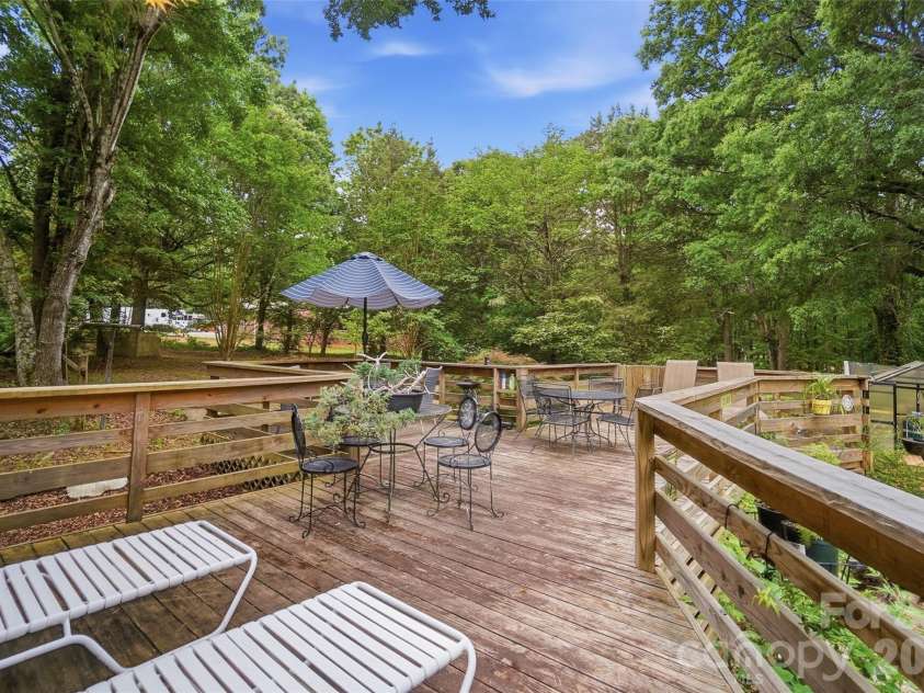 1621 Love Road, Monroe, NC 28110.  MLS# CAR4375506, YatesRealty ID 24912. 