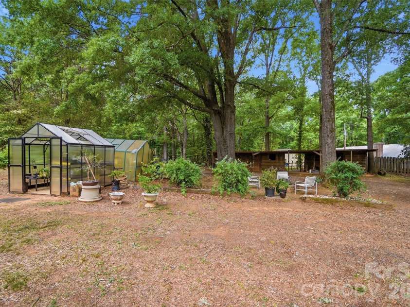 1621 Love Road, Monroe, NC 28110.  MLS# CAR4375506, YatesRealty ID 24912. 