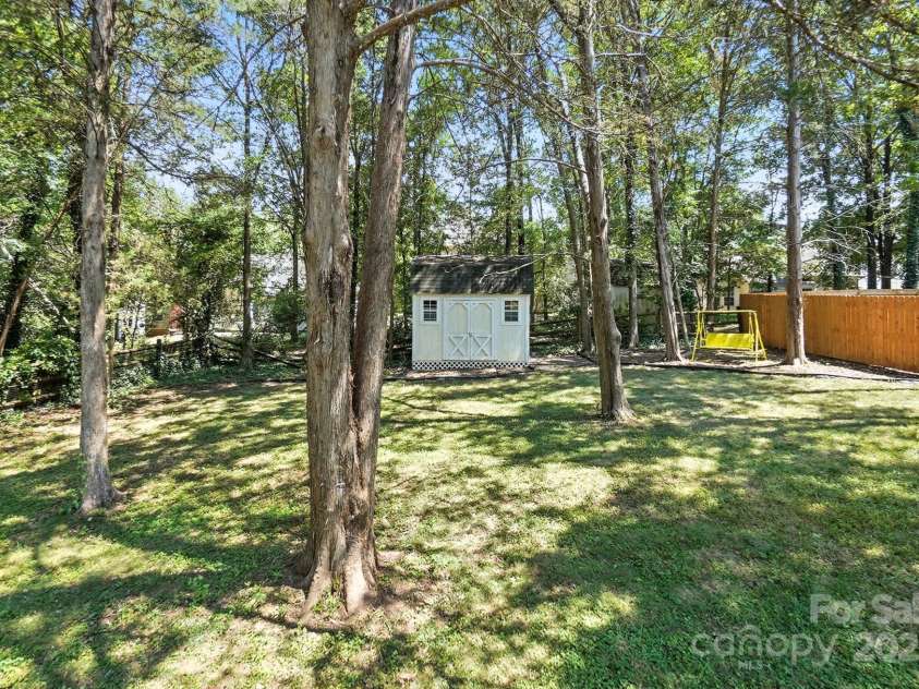8837 Cedar Run Way, Charlotte, NC 28273.  MLS# CAR4278849, YatesRealty ID 24915. Backyard